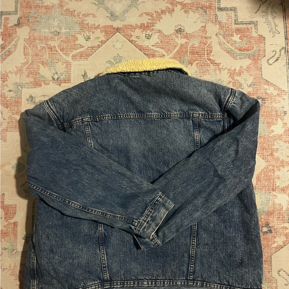 Sherpa Jean Jacket - Picture 2 of 2